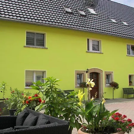 Ferienwohnung-ritscher-in-lichtenhain-1 Apartman